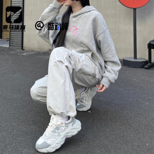 FILA白灰女子耐磨休闲老爹鞋