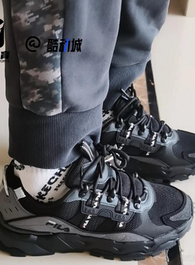 FILA斐乐满天星黑灰男子减震透气老爹鞋运动休闲鞋F12M134155FBD