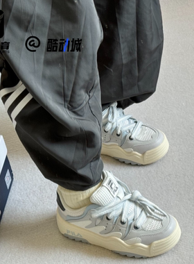 FILA斐乐 斑斓鞋灰白女子轻便透气运动休闲鞋板鞋F12W411204FBA