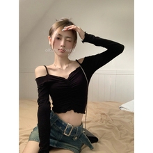 甜酷风一字肩长袖T恤女早秋装高级感别致修身显瘦短款辣妹上衣潮