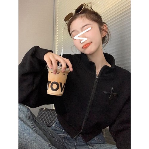 美式复古黑色运动风短款卫衣女