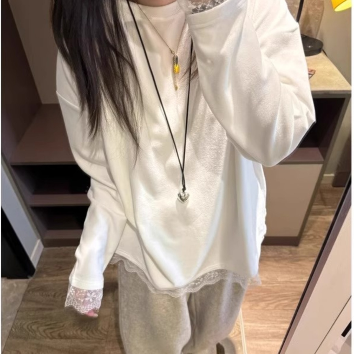 德绒韩系假两件蕾丝边长袖t恤女