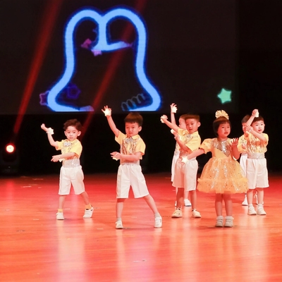 六一演出服之闪亮的星星