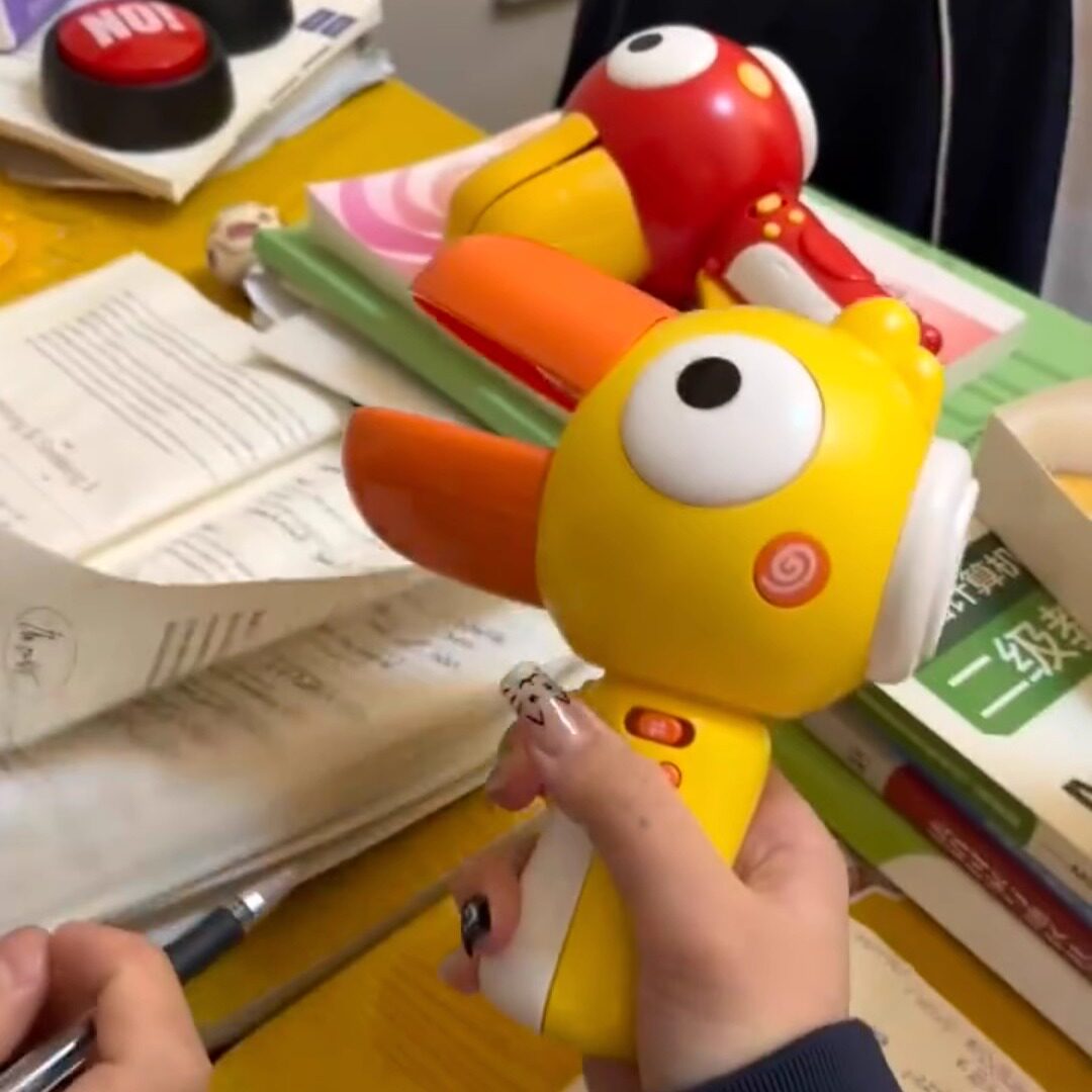大嘴鸟变声器女生玩具喇叭儿童扩音扬声器趣味搞怪礼物可录音话筒