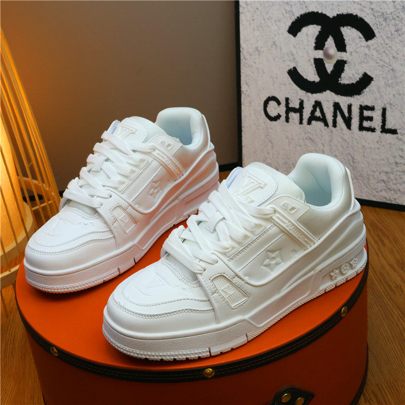 轻奢46大码2025秋男女情侣鞋白色面包鞋舒适防滑板鞋小白鞋休闲鞋,流行男鞋,休闲板鞋,淘宝优惠券,粉丝福利购,淘宝优惠卷