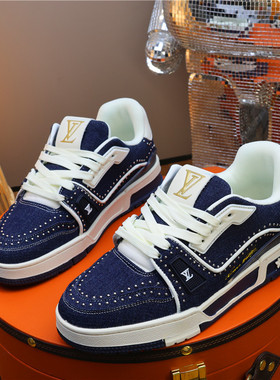 轻奢2025新款牛仔拼接系带低帮休闲板鞋男女情侣运动鞋潮流男鞋子