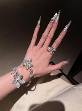 【慕奈】缪斯女神~满钻闪锆花朵手链精致高级感开口手镯时尚手饰