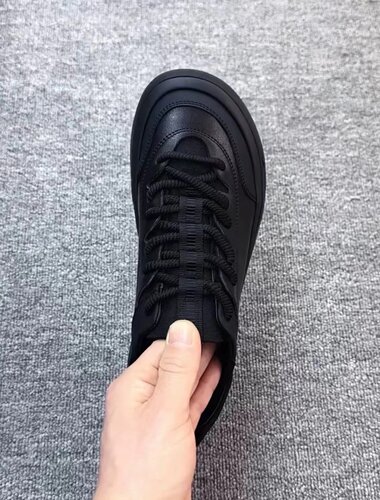 休闲百搭板鞋男真牛皮柔软舒适