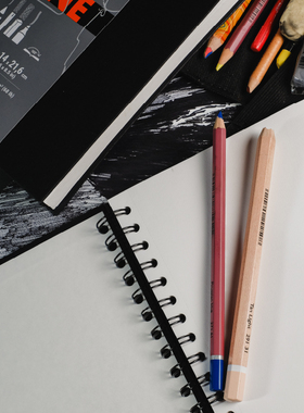 CANSON康颂素描本A5硬壳速写本16开美术生专用8开创意绘画本A3/A4