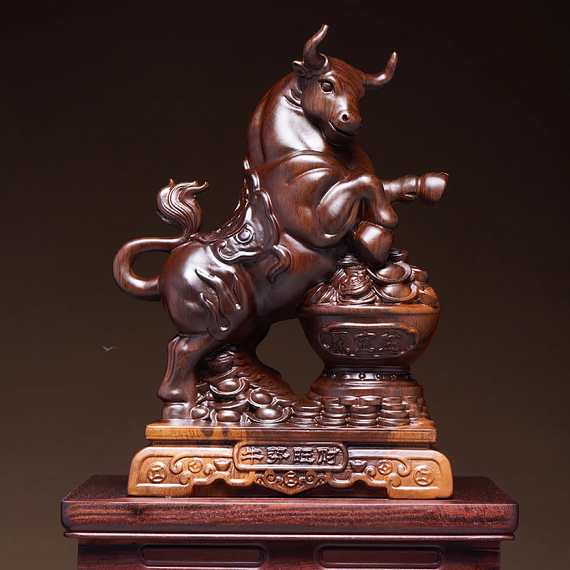 黑檀木牛势旺财生肖摆件轻奢高档