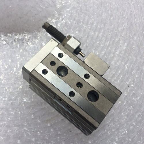 可维修滑台气缸MXQ12-10一个，如图，无标签议价