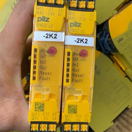 可维修pliz安全继电器S2议价