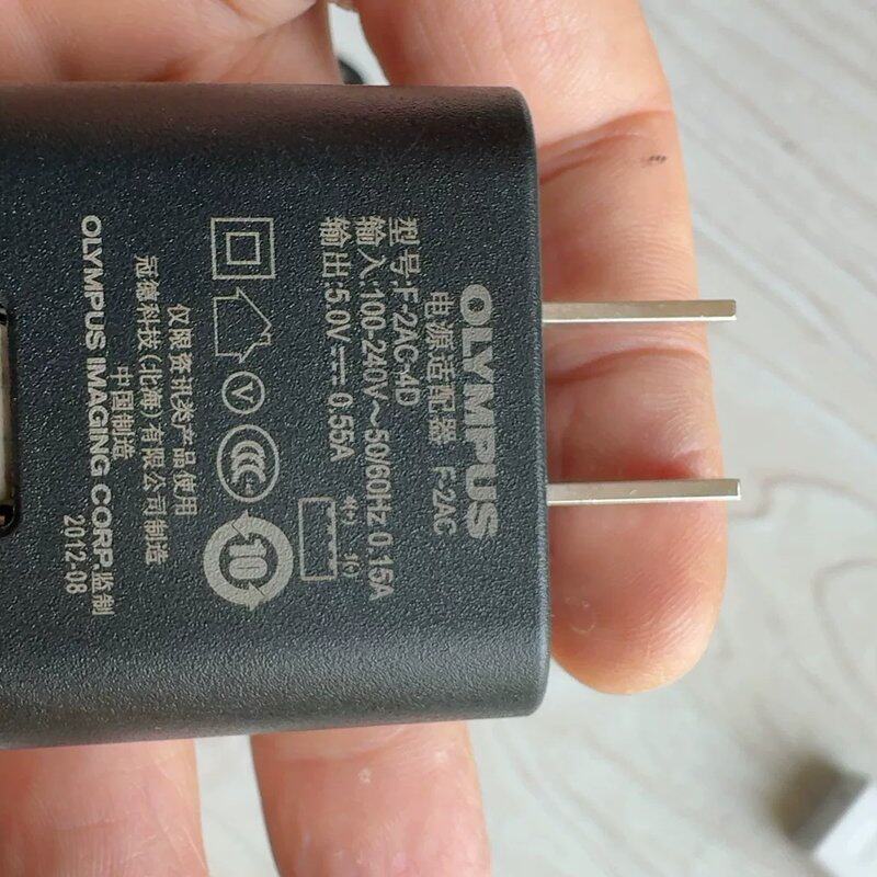 可维修奥林巴斯充电器F-2AC-4D,型号F-2AC,议价
