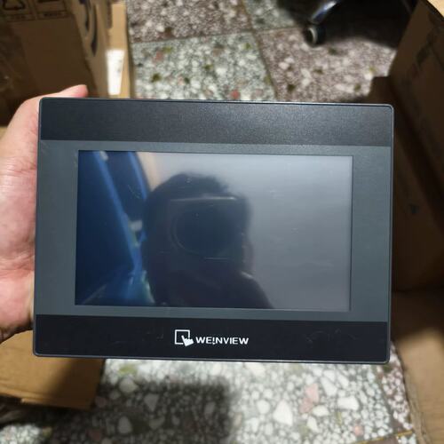 可维修威纶通TK6070iQ触摸屏，成色如图所得功能，议价