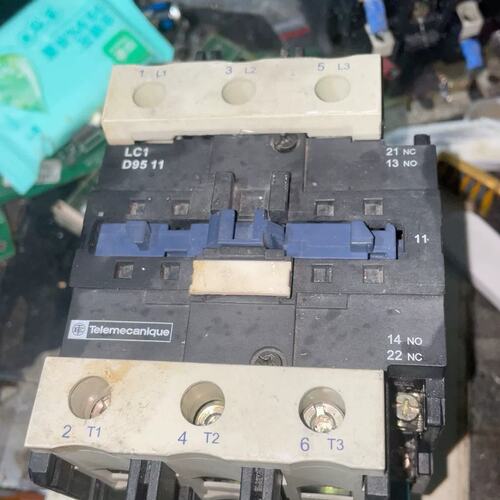 可维修LC1D9511 220V议价