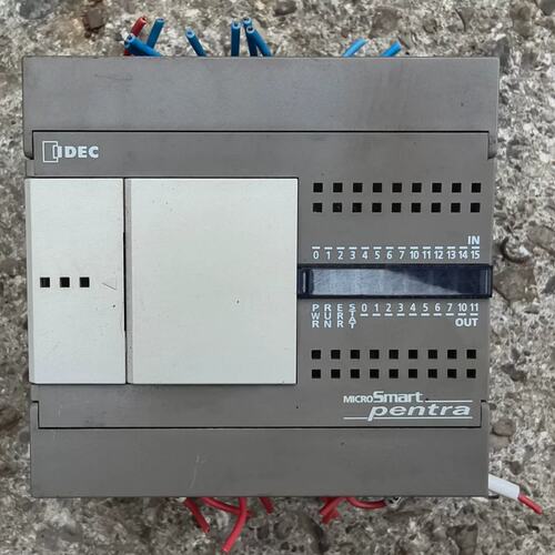 可维修IDEC和泉PLC， FC5A-C24R2C ，下来的，议价
