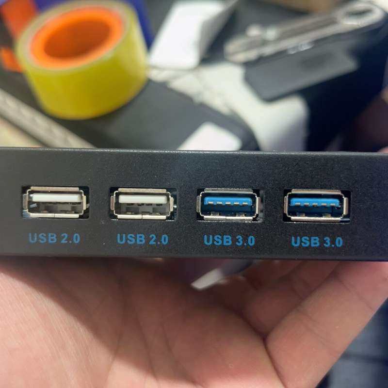 【议价】几乎3.5寸软驱位USB扩展面板,库存清仓,外观很新,保