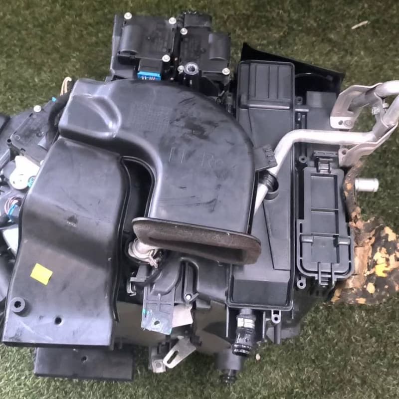 2010款一汽奥迪A6L三厢2.4L CVT舒适型蒸发箱【议价】