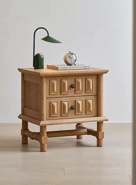 北欧实木复古雕花储物床头柜