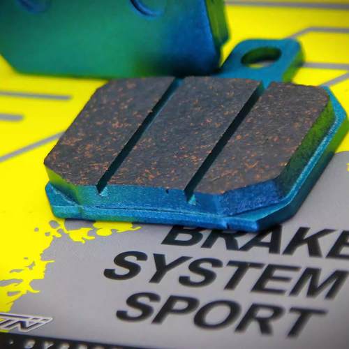 FJN爱得利明哲布雷博对四鲍鱼901螃蟹AK辐射卡钳改装刹车片通用皮