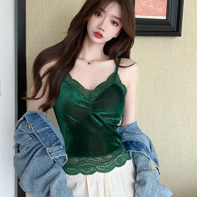 辣妹穿搭性感丝绒小吊带