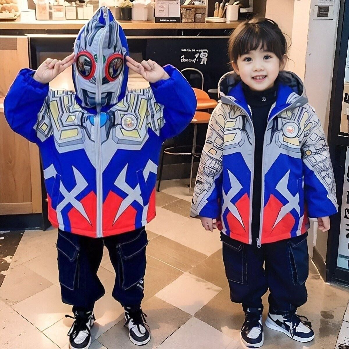 女童奥特曼迪迦冲锋衣2025女孩薄款外套男童发光薄款连帽男童风衣
