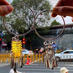 古风手镯发光灯笼宫廷仙气手环镯子日常气质百搭手饰流苏饰品女