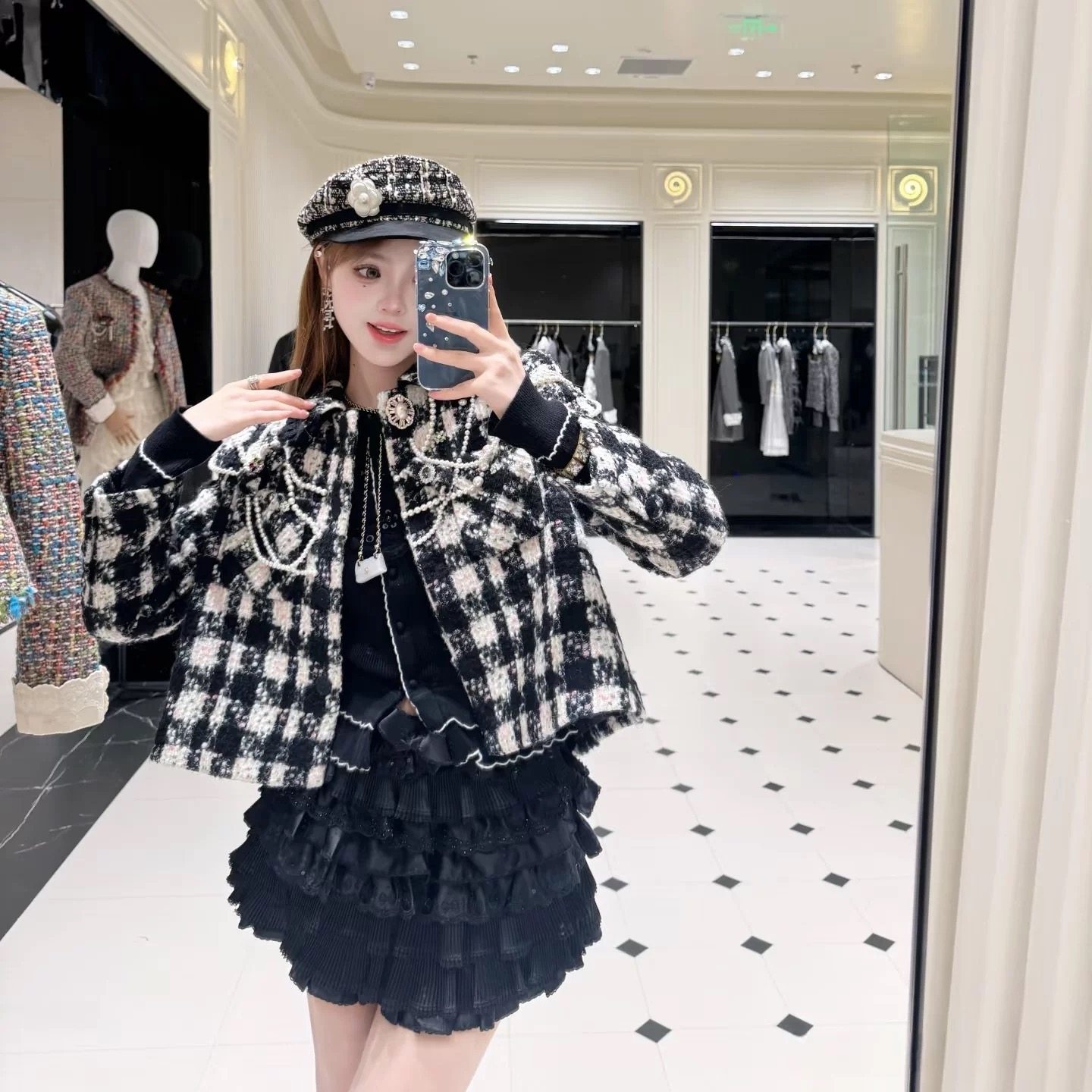 星妍（英伦重工珍珠链条黑白格纹羊毛呢短外套半裙套装25秋冬