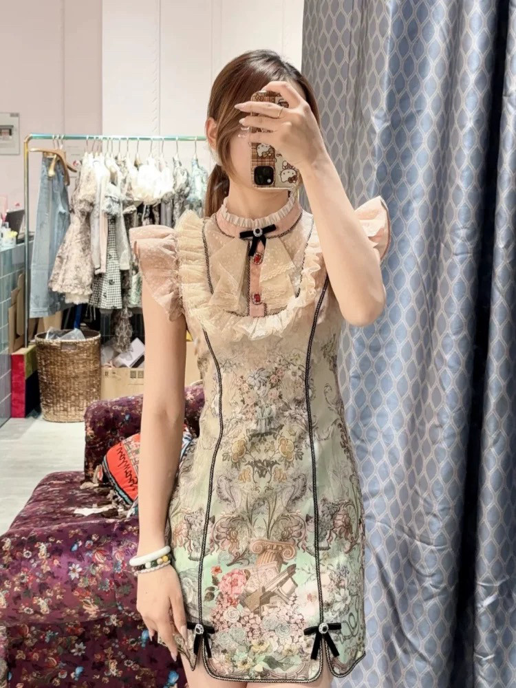 星妍露露2025年夏季新款法式民族服装/舞台装
