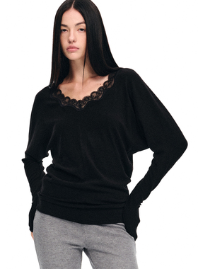 dat.明後日 花边蕾丝领厚实质感宽松半收腰针织平裁V领蝙蝠袖上衣