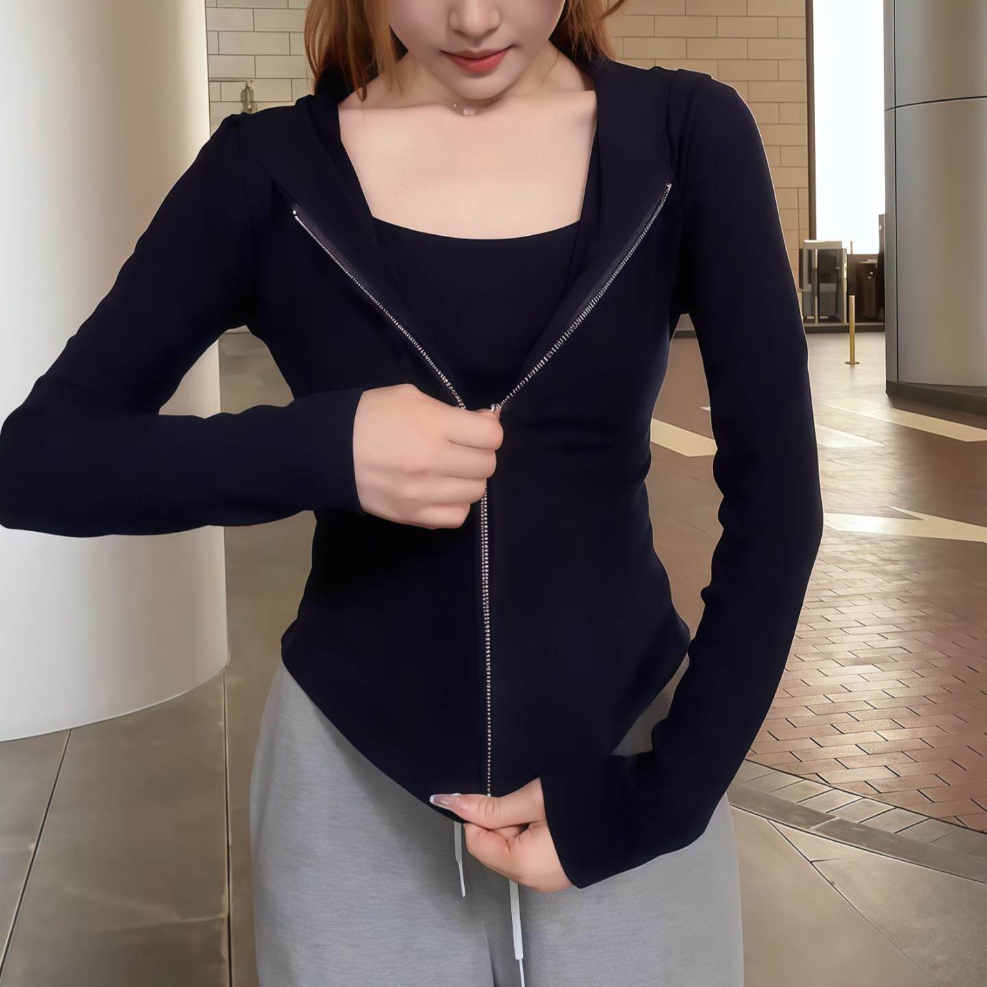 ROUMIKL藏青色连帽短款针织开衫女2025新款秋季修身显瘦高腰外套