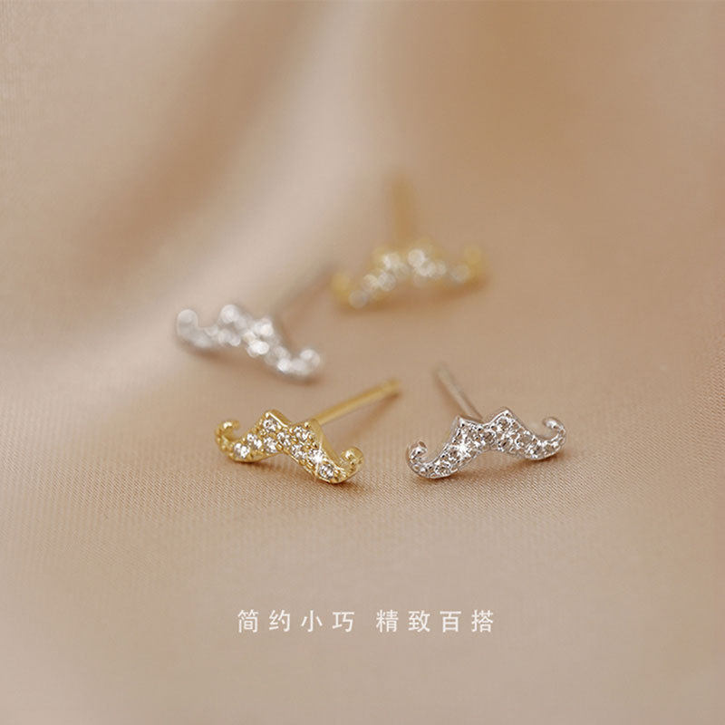 S925银小胡子耳钉 新款简约镶钻耳环 可爱小巧锆石水钻耳饰