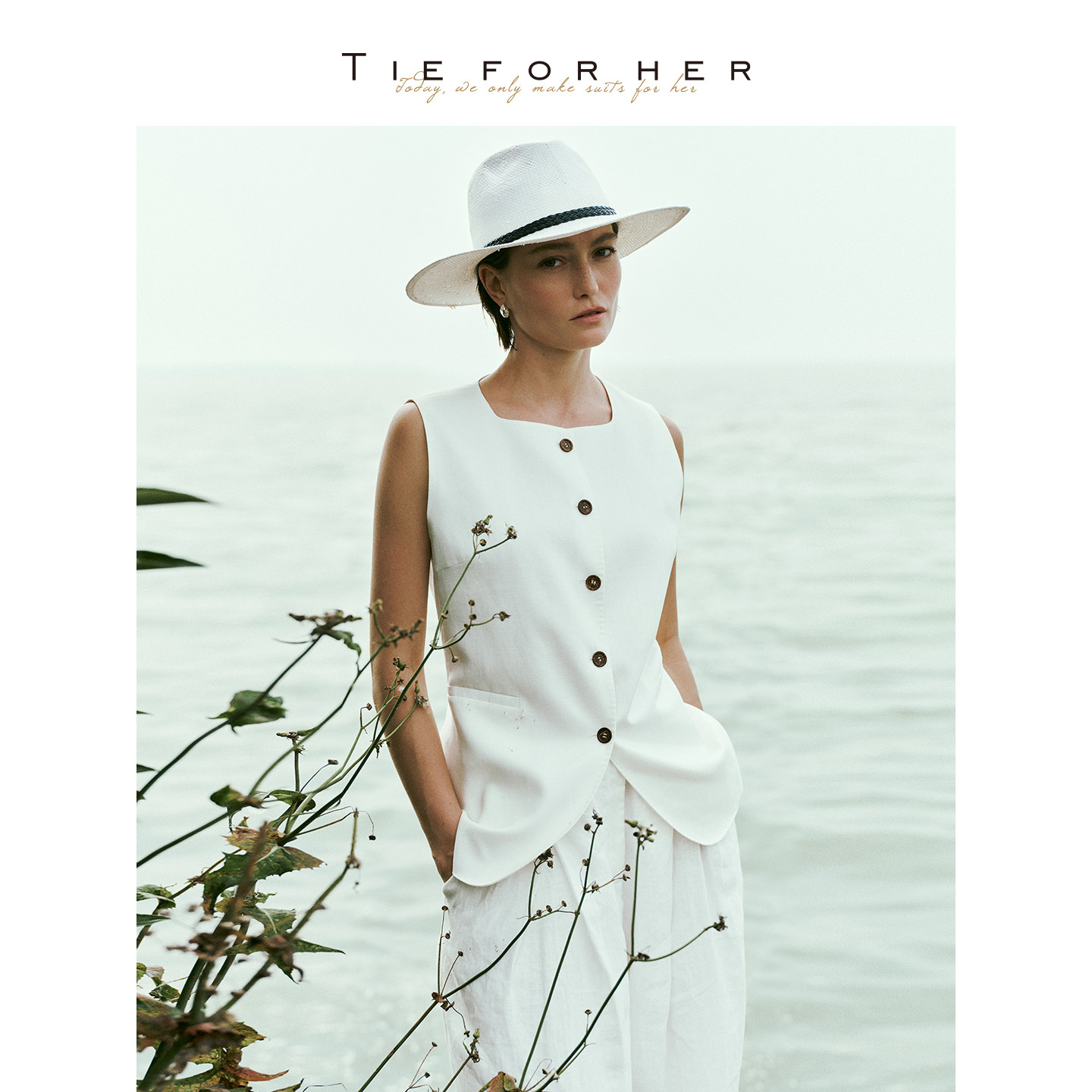 TieForHer 2026夏新款 莱赛尔简约高级通勤职场百搭单排扣马甲女