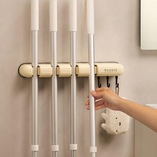 免打孔拖把架壁挂夹浴室化妆室收纳挂架墙上黏胶挂钩强力胶置物架