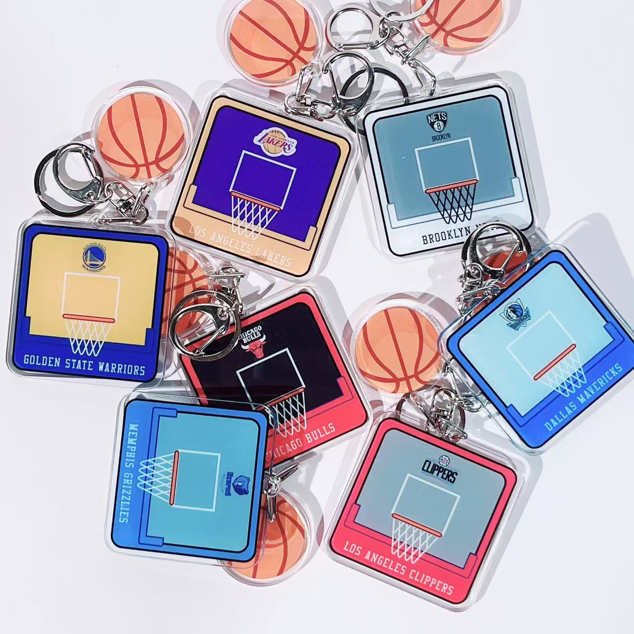 湖人勇士快船独行侠篮球球队钥匙扣挂件礼物创意书包背包装饰品