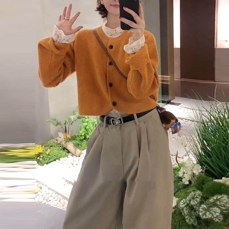 ROUMIKL棕黄色圆领针织开衫慵懒松弛感外套女装穿搭秋冬独特漂亮