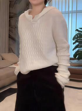 ROUMIKL减龄爆款复古慵懒白色连帽毛衣女秋冬时髦软糯宽松显瘦针