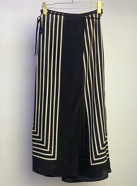 2022春款北欧tot黑色字母标识印花真丝桑蚕丝高腰围裹式半身裙女