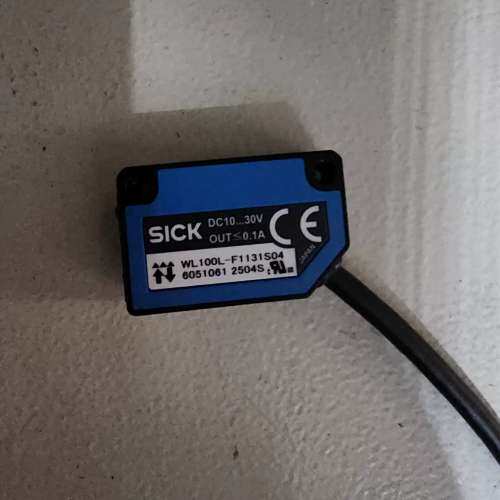 SICK光电传感器，型号WL100L-F1131S0