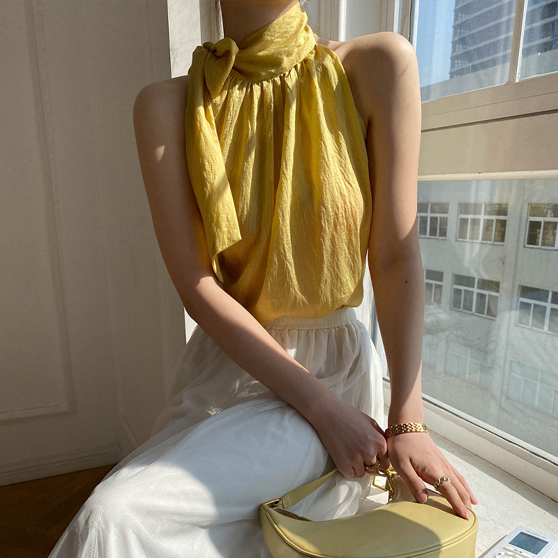 夏季挂脖绑带上衣女高级感法式天丝宽松小衫无袖外穿显瘦吊带背心