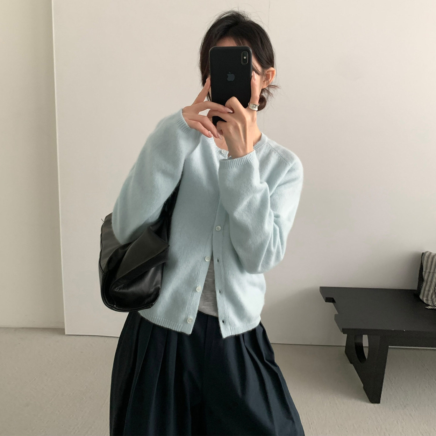 日系设计师topwhit 简约穿搭浣熊羊毛软糯毛衣女秋季新款插肩袖