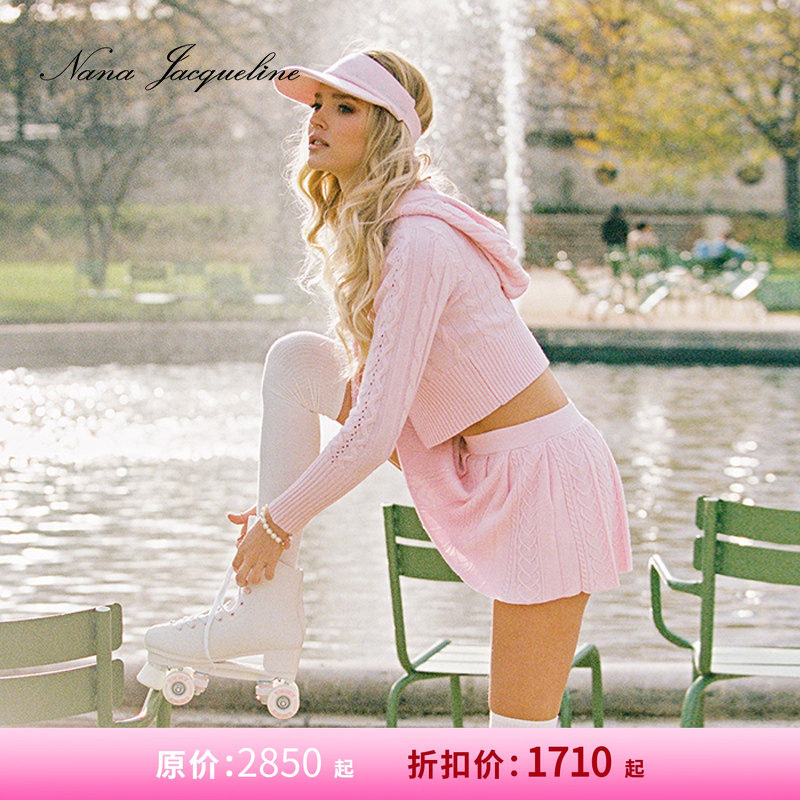 [甄选6折]NanaJacqueline赵今麦同款连帽针织套装网球户外防走光