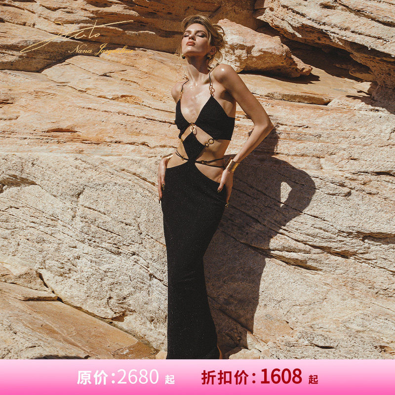 [甄选6折]NanaJacqueline明星同款镂空连衣裙女性感系带挂脖长裙