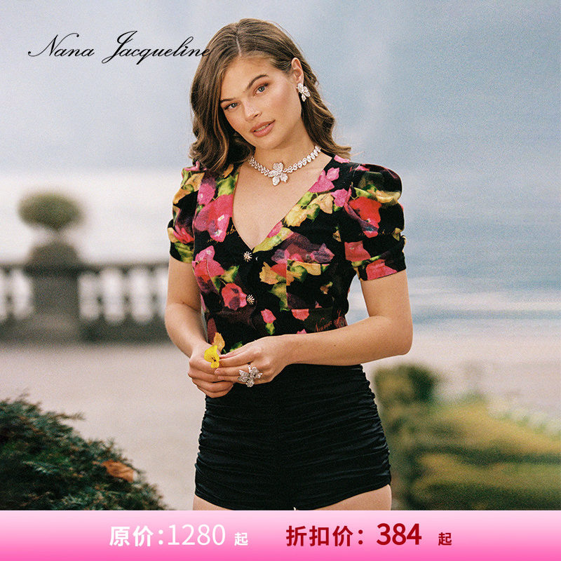 [甄选3折]NanaJacqueline碎花泡泡袖羊毛开衫女v领短袖衬衫包臀裤,女装/女士精品,时尚套装,淘宝优惠券,粉丝福利购,淘宝优惠卷