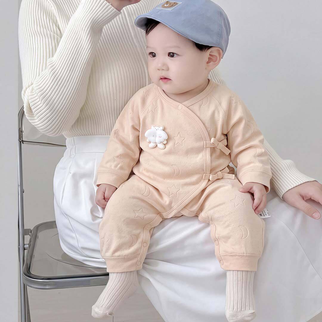 新生儿衣服春秋季a类移圈提花蝴蝶衣婴儿连体衣睡衣宝宝哈衣柔软