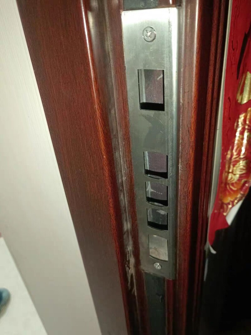 .不锈钢导向片门框扣板适合盼盼门防盗门锁新九老九锁体锁扣送螺