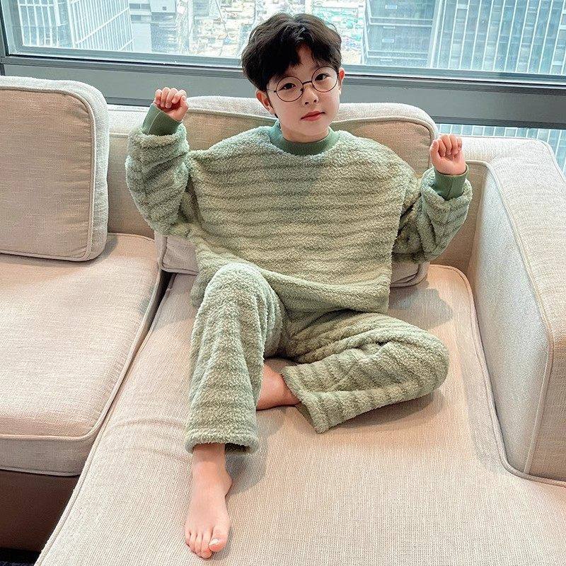 法国Uamtor男童冬季新款珊瑚绒睡衣男孩加厚双面绒保暖家居服套装