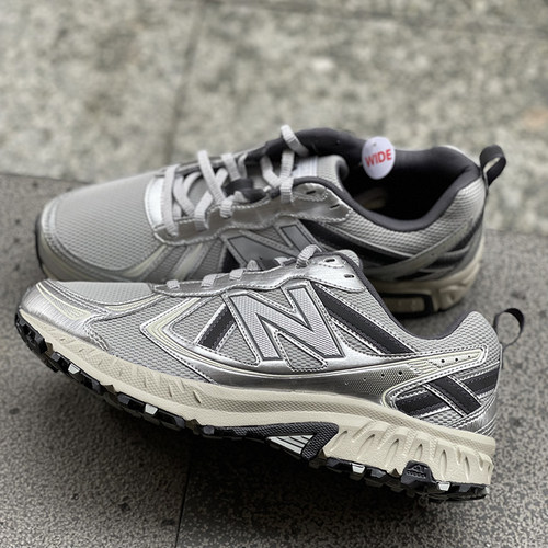 NEWBALANCE透气运动休闲鞋复古