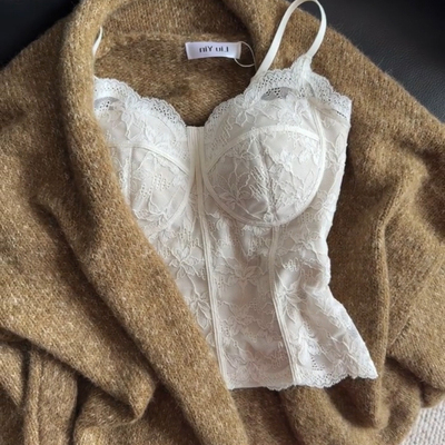 纯欲风蕾丝磨毛保暖带胸垫吊带背心女可外穿修身显瘦内搭打底上衣