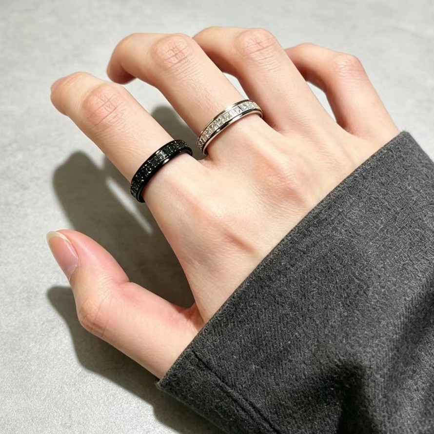 NanMian满天星磨砂黑白钛钢戒指男女款感小众设计情侣对戒不掉色
